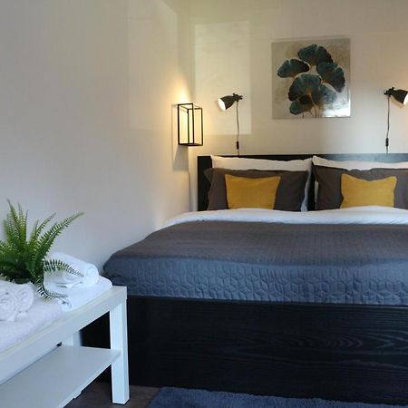 Luca, Digital Nomad Getaway Studio Apartment Zagreb Extérieur photo