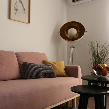 Luca, Digital Nomad Getaway Studio Apartment Zagreb Extérieur photo