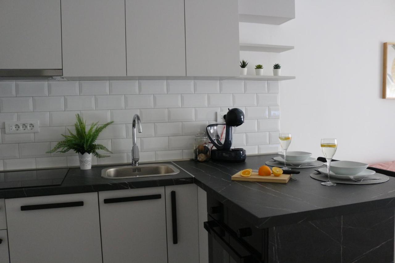 Luca, Digital Nomad Getaway Studio Apartment Zagreb Extérieur photo